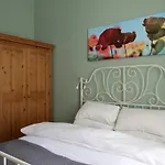 Grand New Town 2 Bedroom In Central Edinburgh