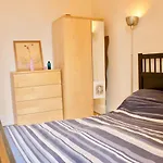 Classic Edinburgh Flat In The Heart Of Morningside