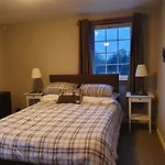Wee Gem Cottage