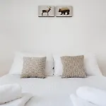 Diamond Quartermile Apartment