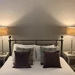 Bright And Stylish Apartment - Old Town