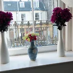 7 Bedroom Townhouse