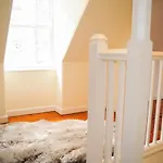 Beautiful Bohemian 2Br Flat In The Cowgate