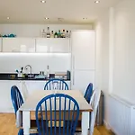 Modern Home By Leith Walk