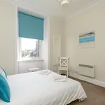 Spacious And Homely One Bedroom Flat In Edinburgh