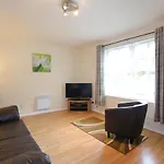 Edinburgh Palace Apartment