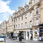 Joivy Sophisticated Apt Near Edinburgh Castle