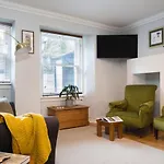 The Third - Edinburgh Georgian Apartment