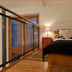 Central Mezzanine Apartment In Historic School