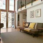 Central Mezzanine Apartment In Historic School