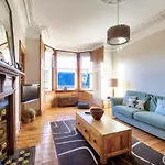Guestready - Central & Comfortable 2Br Apartment