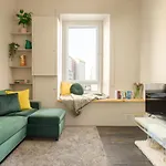 Spacious 2Br Leith Apartment