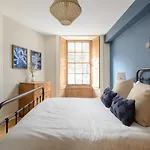 The Broughton St. Apartment