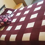 A Double Room In Vibrant Leith- Female Guest Only
