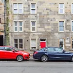 The Plywood Flat, Modern Style In A Traditional Tenement