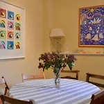 Large Central Edinburgh New Town Flat