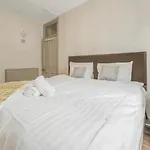 Castle View - 1 Bedroom Apartment - Heart Of The Famous Royal Mile & 1 Minute Walk To Edinburgh Castle