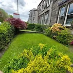 Edinburgh House Hotel