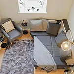 Duplex 3 Bedroom Mezzanine Apartment - Heart Of Edinburgh