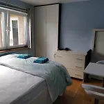 Self Catering Studio Flat
