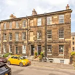 Prime Edinburgh New Town. Newly Reno\'D Cosy Nest