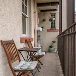 Pass The Keys Central Spacious Flat At Royal Mile