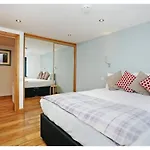 Altido Cosy 2-Bed Apt In The Old Town With Mezzanine