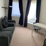 1 Bedroom Central Flat With Parking Space