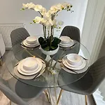 Strada Apartment