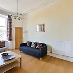 Guestready - Enchanting 2 Bedroom Flat Near Edinburgh\'S Old Town