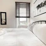Bohemian 1Br Flat In Abbeyhill
