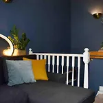 Cozy 1 Bedroom Home Near The City Centre