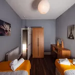 Super Central 4Bedroom Apartment At The Meadows