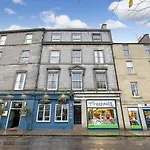 Altido Inviting 2-Bed Apt In Stockbridge
