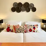 Leith Street Suite