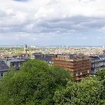 Joivy Beautiful Penthouse With Terrace & Jacuzzi