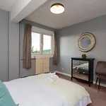 Spacious 3Db -15 Minutes From City Centre