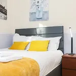 Mystayinn Elegant Edinburgh Guest House - Excellent Location - Free Parking - Five Star Amenities