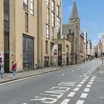 Edinburgh Perfect Location