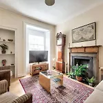 Charm & Character On Historic Rose Street
