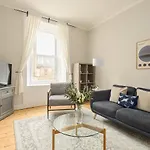 The Raeburn Residence - Stockbridge