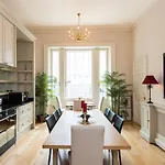Luxurious City Centre Self Catering Apartment
