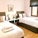 5 Bedroom Central Penthouse Apartment