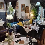 East Claremont Guest House
