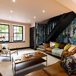 Circus Lane 4 Bed Mews In Picturesque Edinburgh