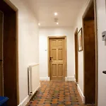 Elegant & Sunny 2Bd Basement Stay, Edinburgh!