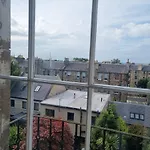 3 Double-Bed Georgian Apartment In Prime Location