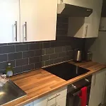 Logie Green - Beautiful And Central One Bed Flat