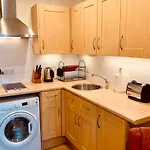 Royal Mile Apt, Just 1 Min From Edinburgh Castle!