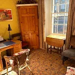 Very Central 2 Bedroom Flat In World Heritage Site